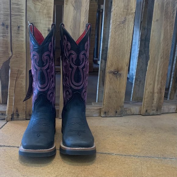 Womens Black Square Toe Boots (Maverick) - Picture 2 of 6